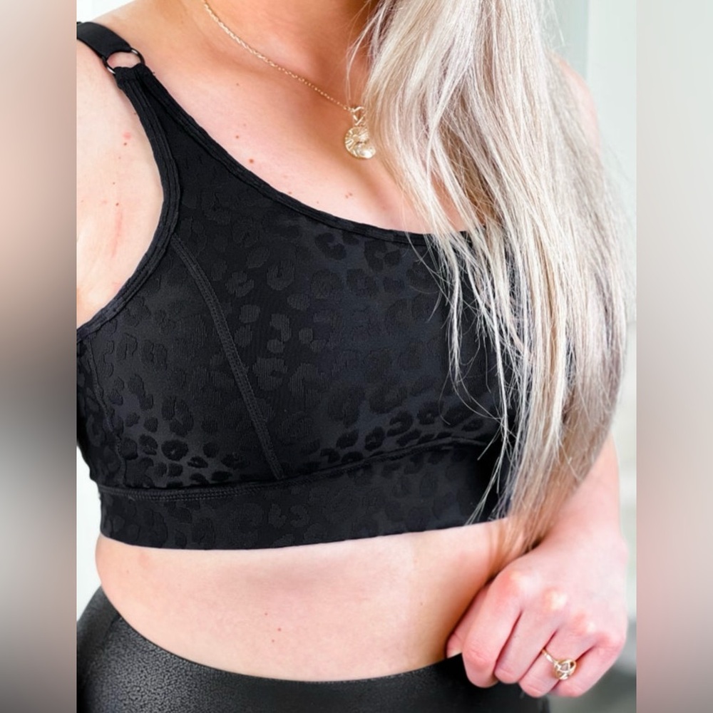 MonoB Sports Bra